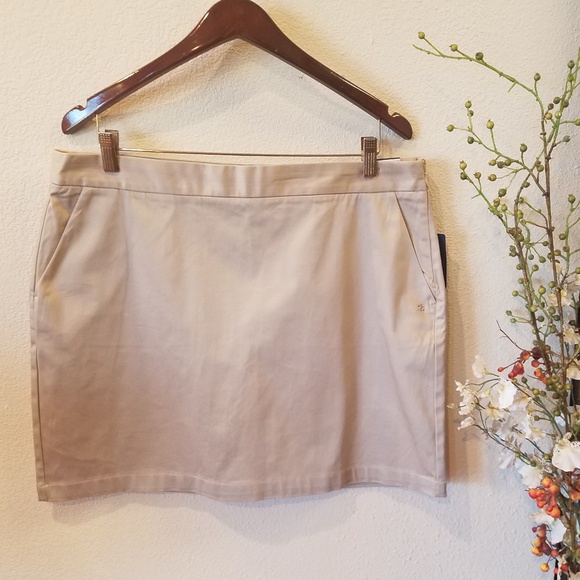 Izod Pants - 🛍Izod Khaki Skort Size 14